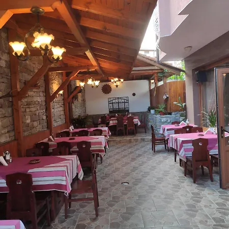 Family Denica Hotel