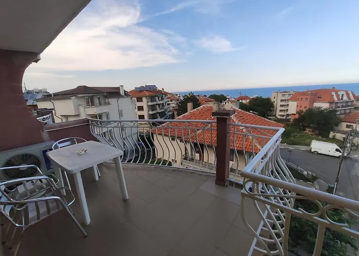 Family Denica ホテル