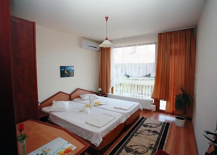 Family Denica ホテル